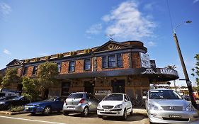 Annandale Hotel